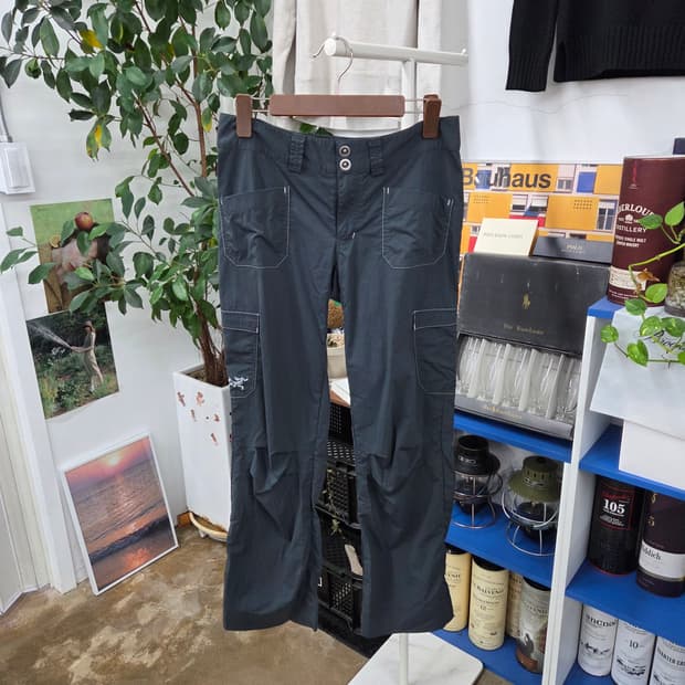 아크테릭스 나일론 팬츠 2