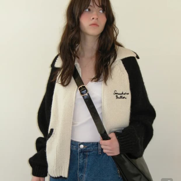 썸웨어버터 letter alpaca knit zip-up black