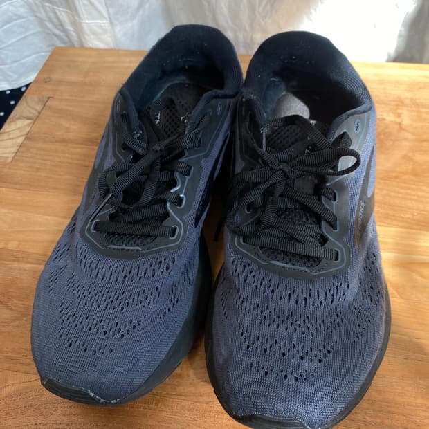 브룩스 런닝화 250추천