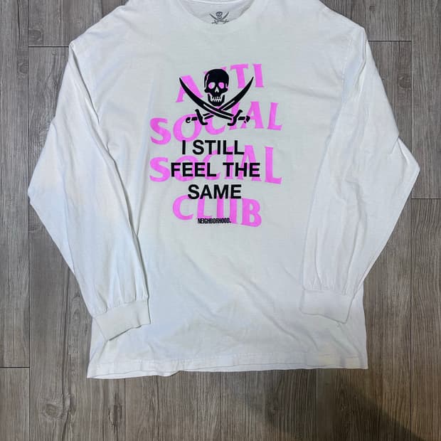 안티소셜소셜클럽 X 네이버후드 롱 슬리브