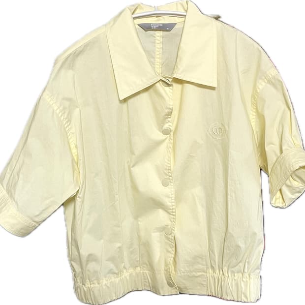 에잇세컨즈 반팔 셔츠 크롭 자켓 우먼