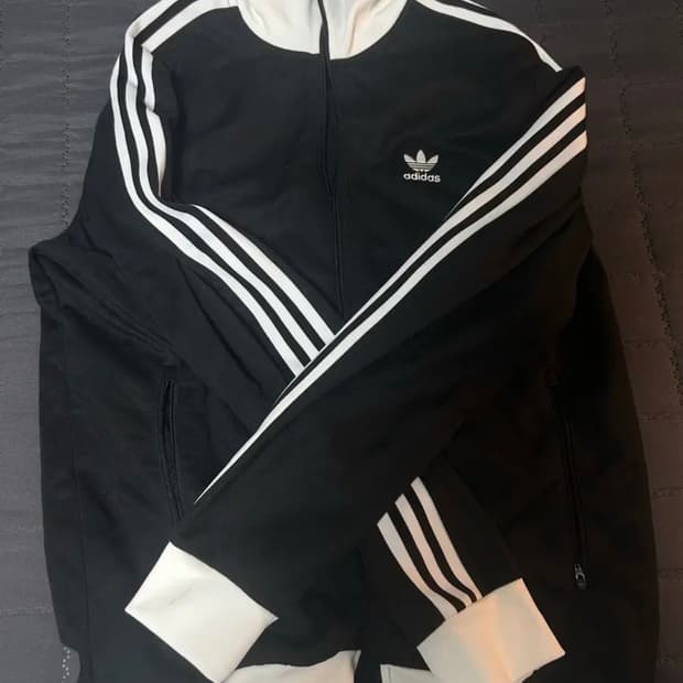 아디다스 베켄바우어 트랙탑 블랙 화이트