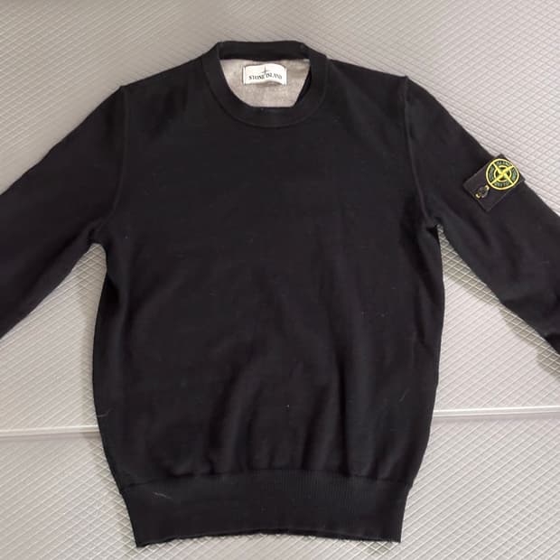 [정품] 스톤 아일랜드 블랙 니트 M