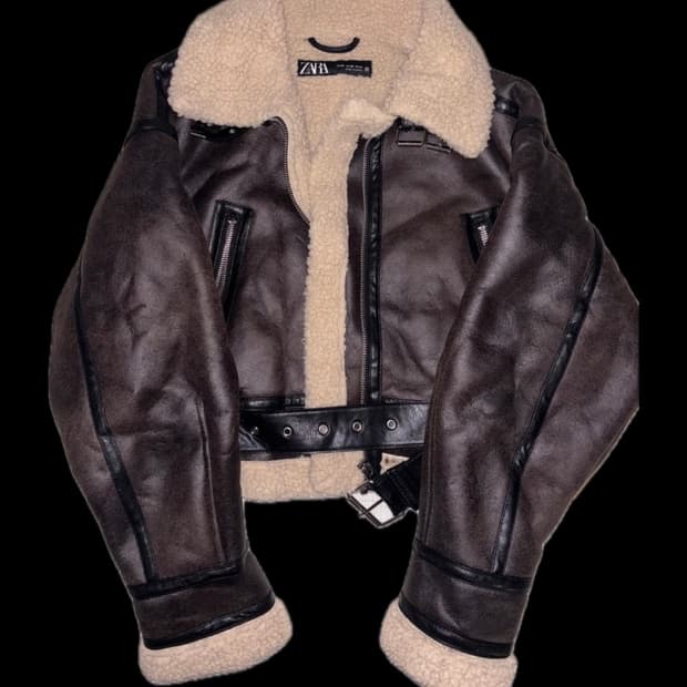 ZARA 가죽 무스탕 저켓