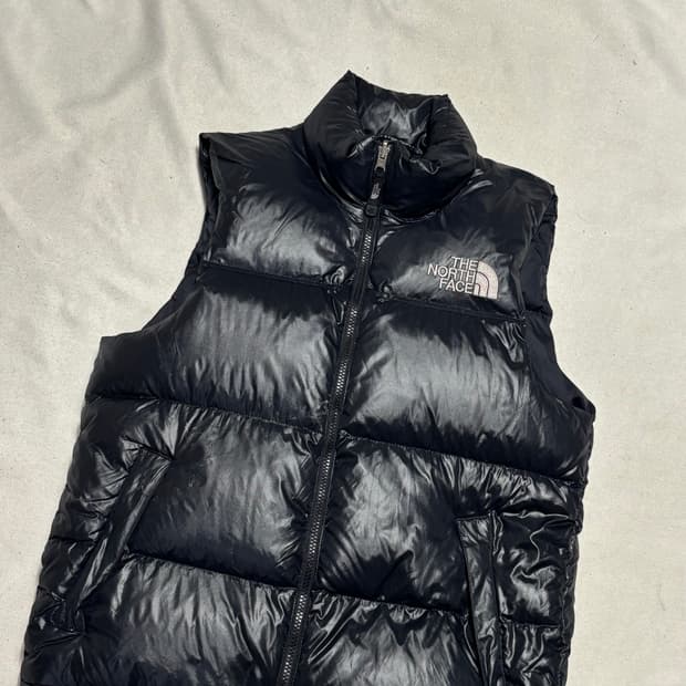 90 노스페이스 700 눕시 유광 패딩 베스트