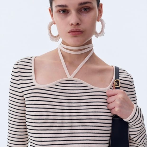 렉토 스트라이프 니트