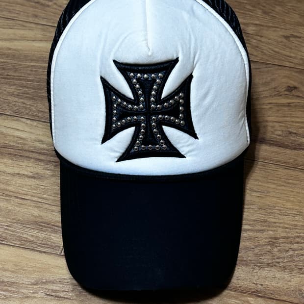 배드하우스 studcross mesh cap