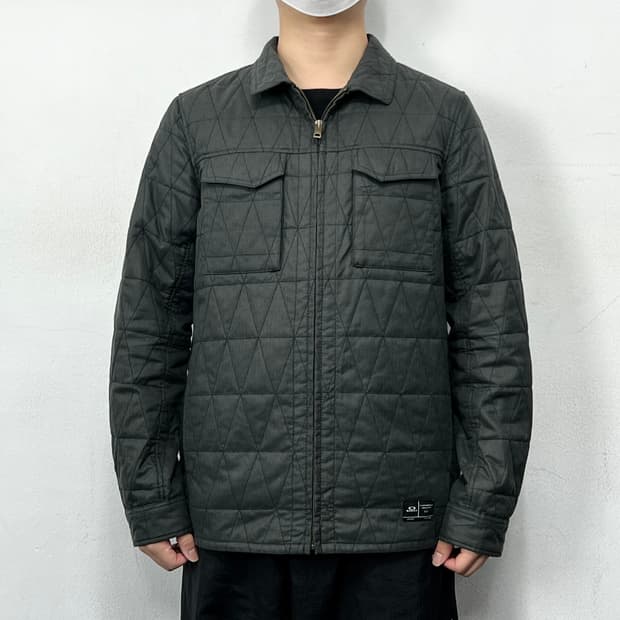 오클리 투포켓 카라넥 퀄팅 집업 자켓