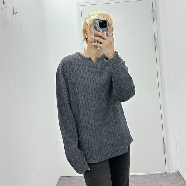 Urban collection v slit sleeve 