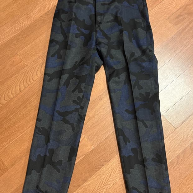 Valentino 발렌티노 카모플라쥬 테크 코튼 팬츠 남자 30