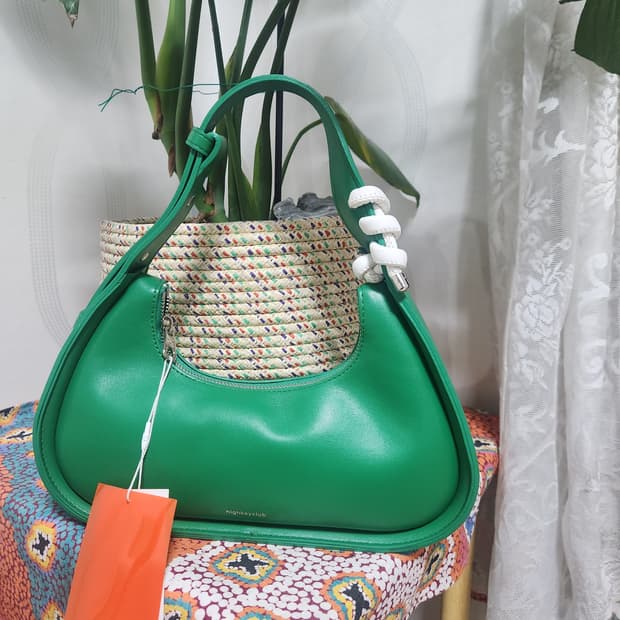 highkeyclub

22s미니가방