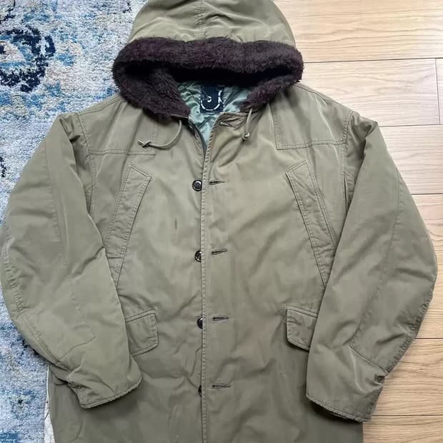 비즈빔 wright parka 구매합니다