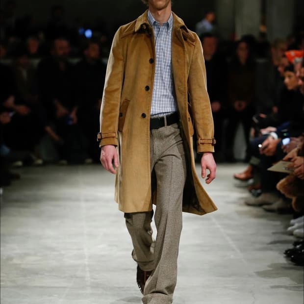 [39] 프라다 17FW 스터드 퍼 처카부츠