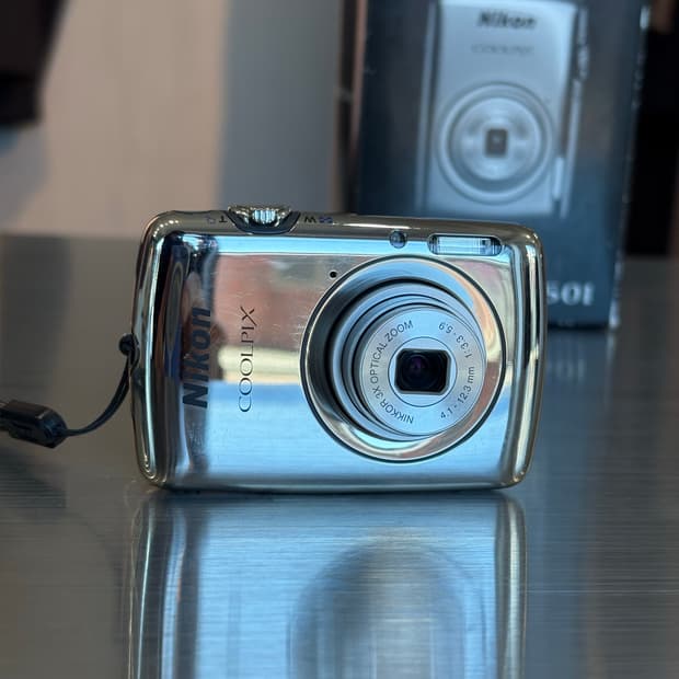 박스O)니콘 쿨픽스 s01 크롬실버 빈티지디카