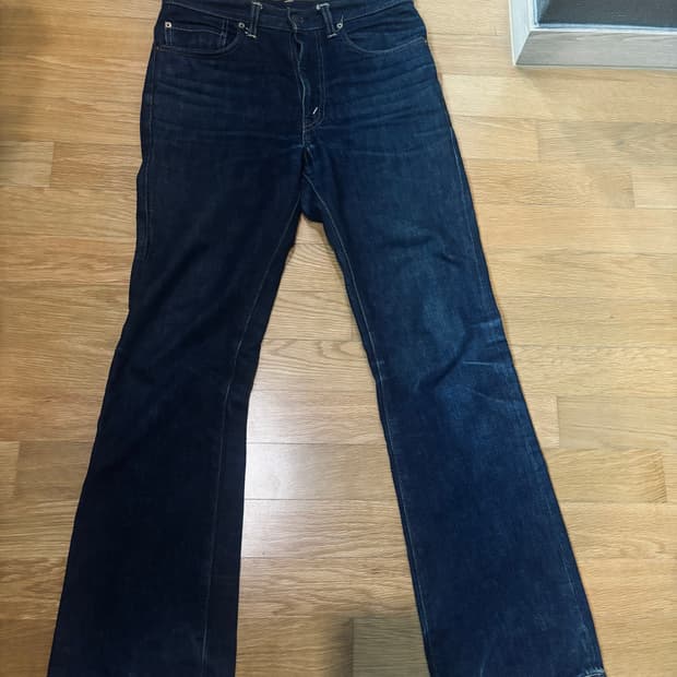 리바이스 LVC 발렌시아 공장 517 판매합니다.