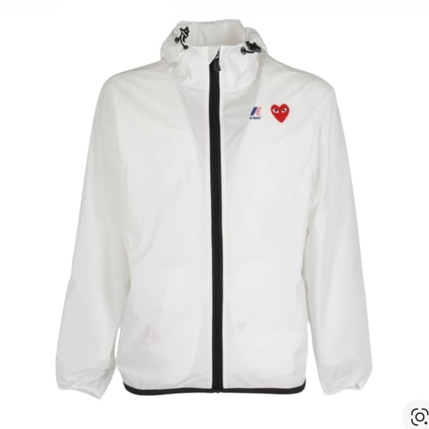 K-Way와 꼼데가르송 콜라보 바람막이