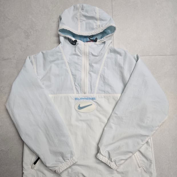 20FW 슈프림 나이키 쥬얼 리버시블 립스탁 아노락 화이트 S
