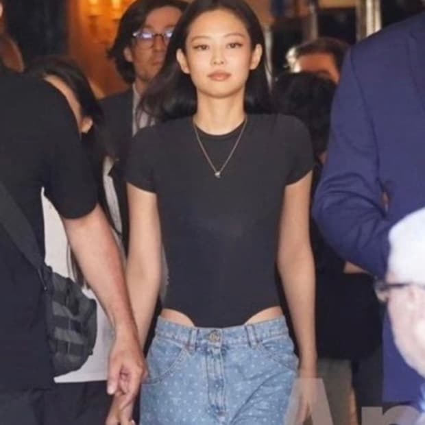 스킴스 티셔츠 바디수트