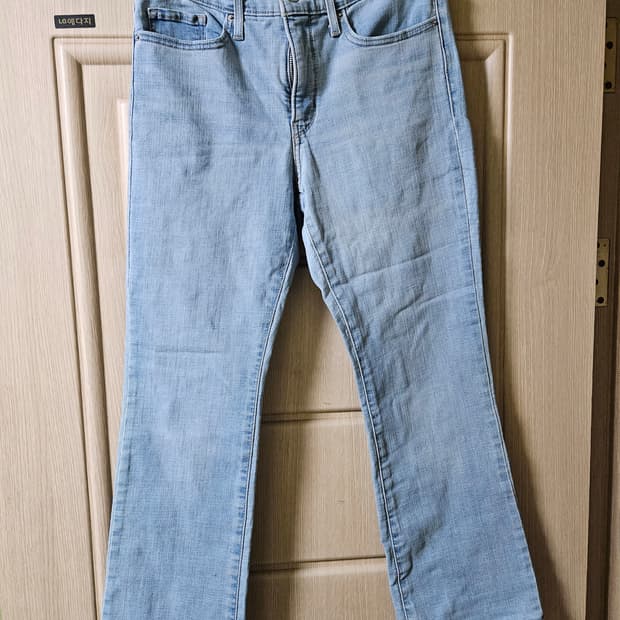 리바이스 여성 데님 연청바지 싸게 팝니다 약 29인치