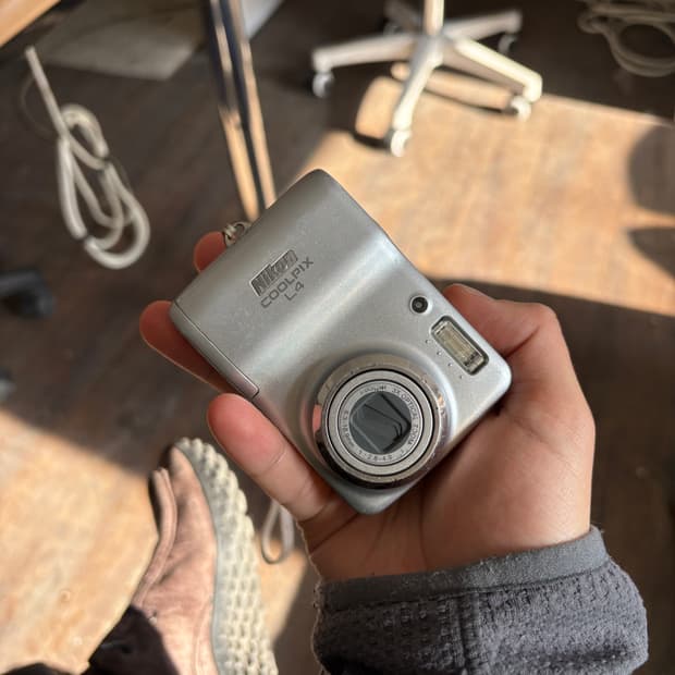 니콘 쿨픽스 l4 디지털카메라