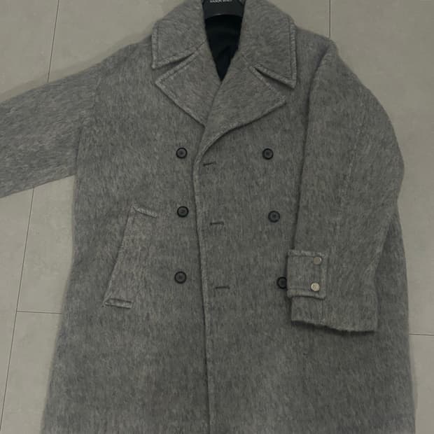 메종미네드 헤어리 오버사이즈 코트