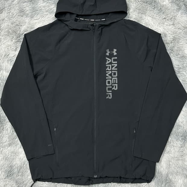 언더아머 러닝 후드 바람막이 3XL