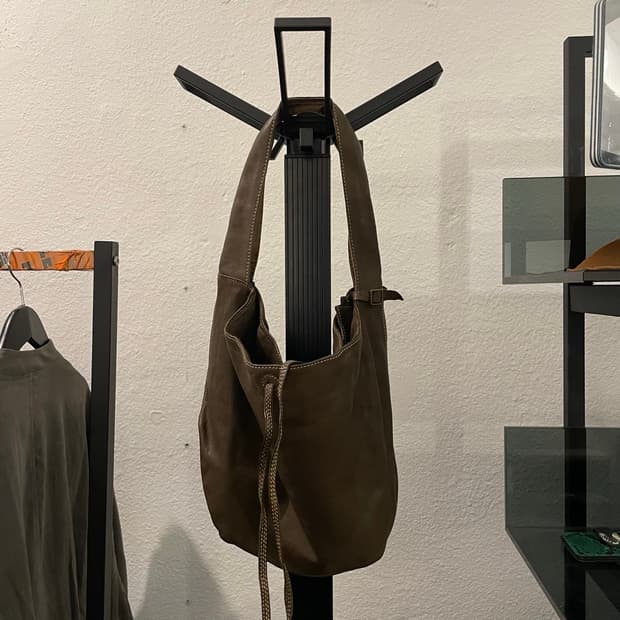 크리스찬포 레더 숄더백