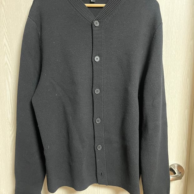 [COS] 코스 남성 V넥 니트 가디건 (L사이즈)