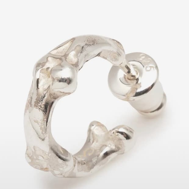 솔로이스트 본 이어링