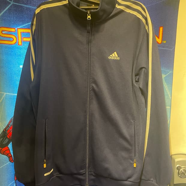 아디다스 져지 날려요 105