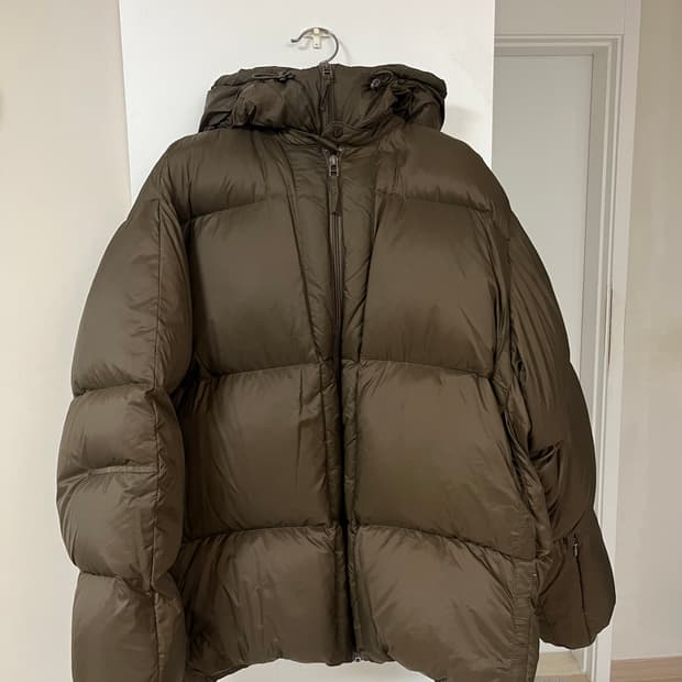 누마레 EE etiquettevide 레귤러 패딩