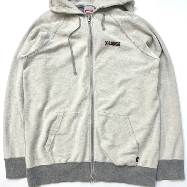 X-LARGE 엑스라지 그레이 컬러 오버록 디테일 투웨이 후드집업