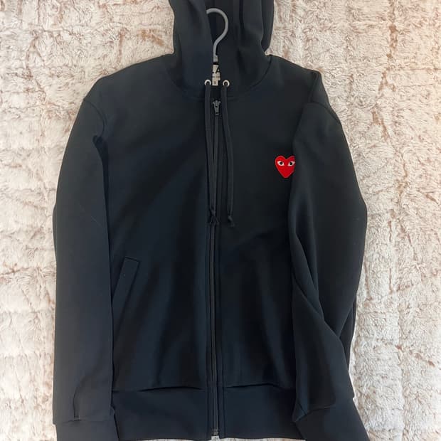 꼼데가르송 후드집업