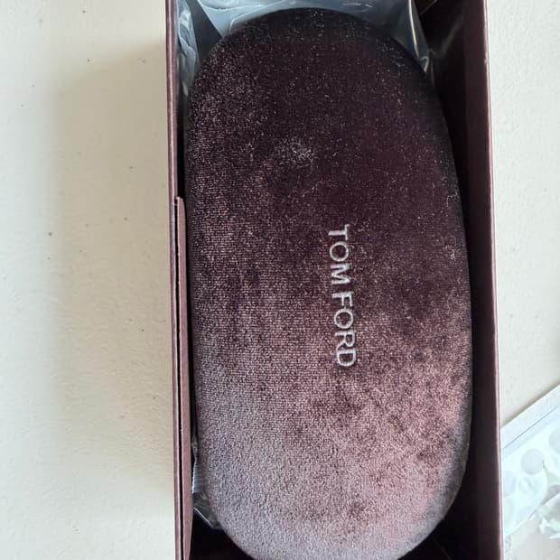톰포드 안경테 TF5900B 001
