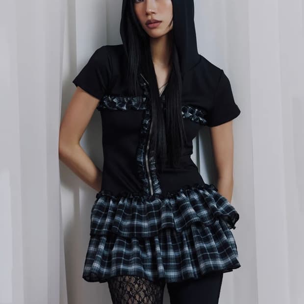 일리오 Black ruffle cross dress