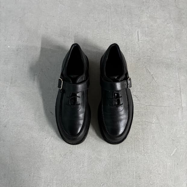 꼼데가르송 옴므 플러스 뭉크 스트랩 로퍼