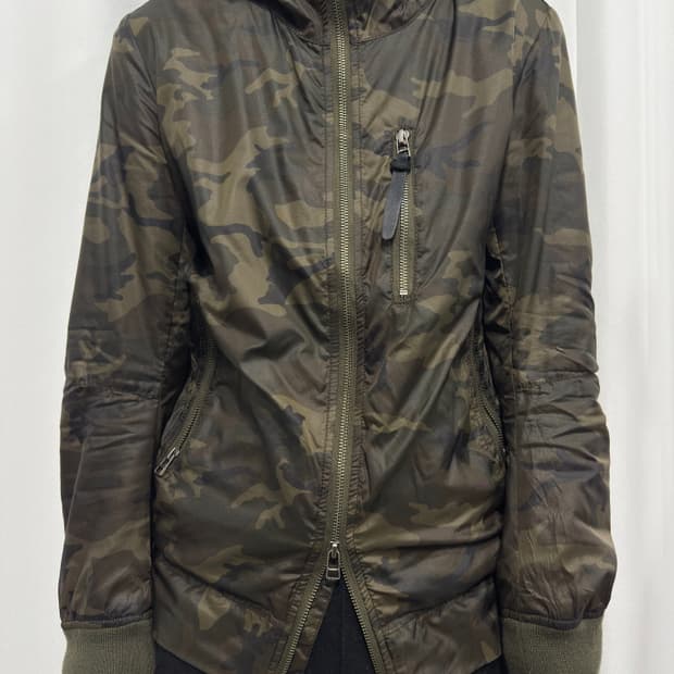 ships camo hood twoway jacket