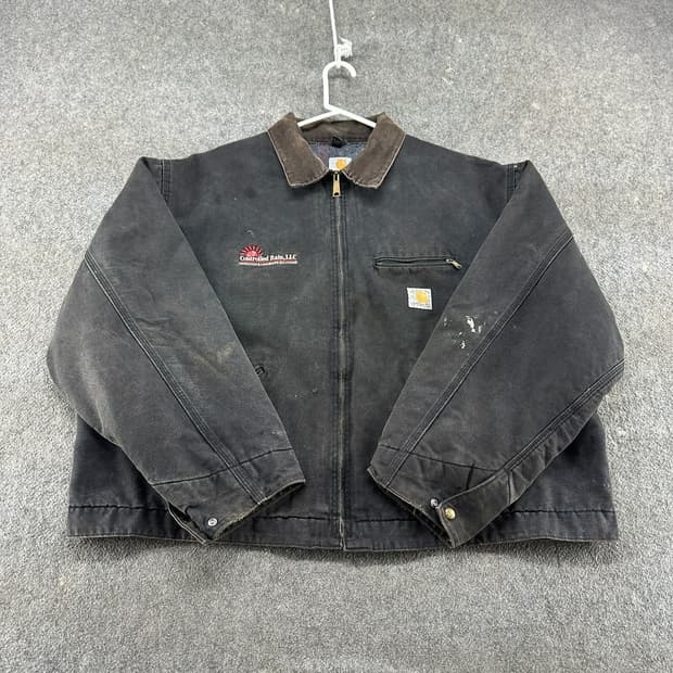 칼하트 J01 디트로이트 컨트롤드 레인 엘엘씨 커스텀 자켓 블랙