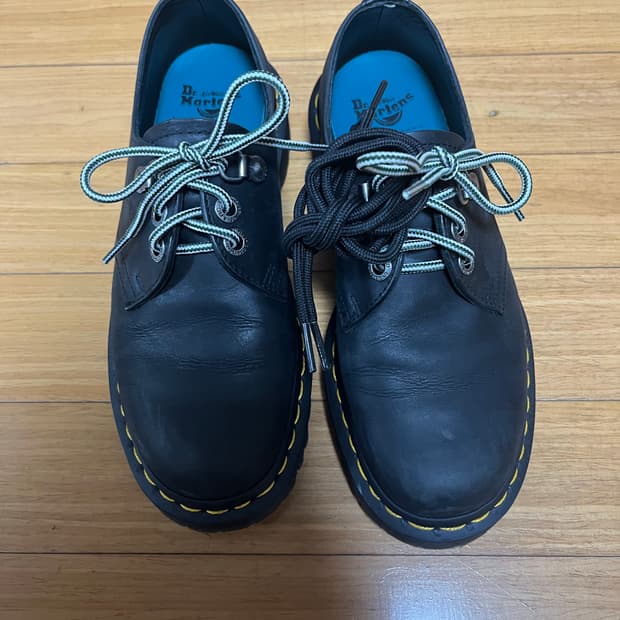 닥터마틴x디스이즈네버댓 3홀 240