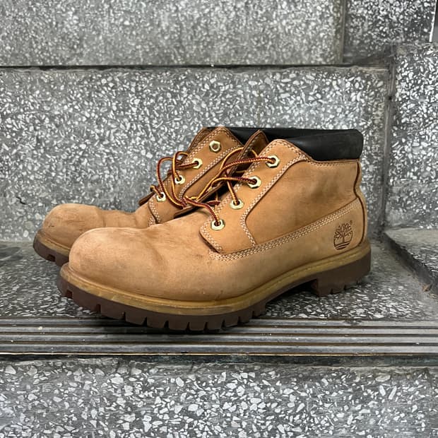 팀버랜드 프리미엄 워터프루프 추카 부츠