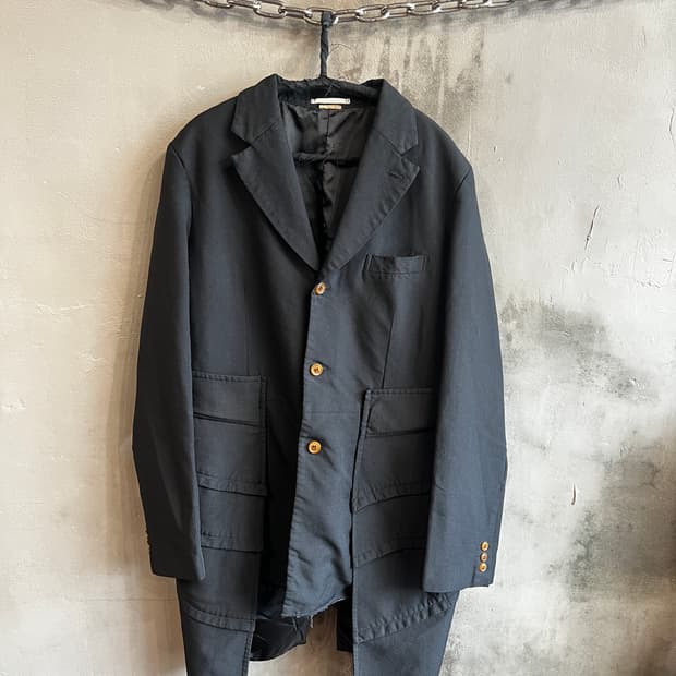 16aw 꼼데가르송 평화의 갑옷