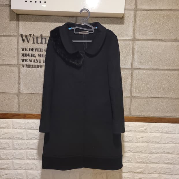 프라다 퍼 코트 42