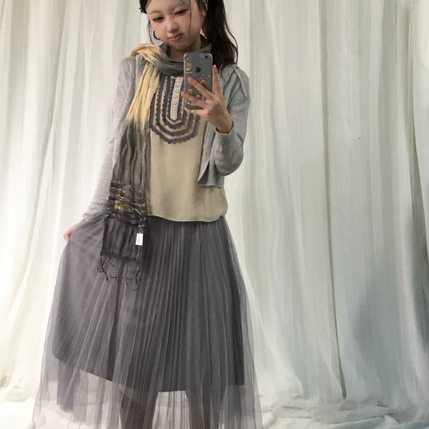 빈티지 그레이 엘로우 모리 코디세트