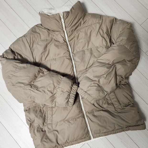 몽벨 리버시블 플리스 양면 점퍼 사이즈105(xl)

여러 중고사이트에도