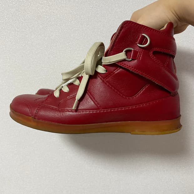 Maison Martin Margiela x H&M 콜라보 하이탑 스니커