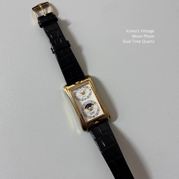 Vintage Dual Time Moon Phase Quartz
