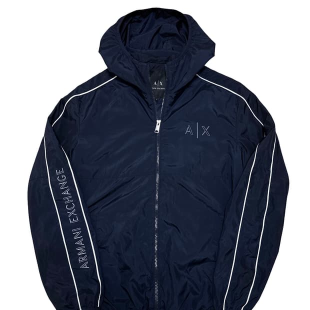 아르마니 익스체인지 투웨이 네이비 바람막이