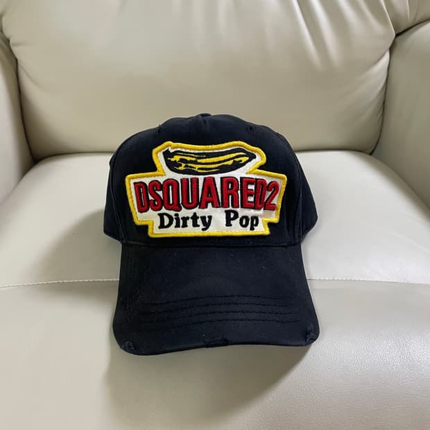 디스퀘어드2 모자