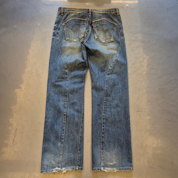 00s 리바이스 엔지니어드 진