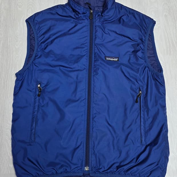 파타고니아 퍼프볼 베스트 S사아즈 블루색상 판매